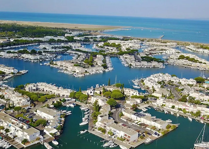La Marina Du Port - Port Camargue- Grau Du Roi *